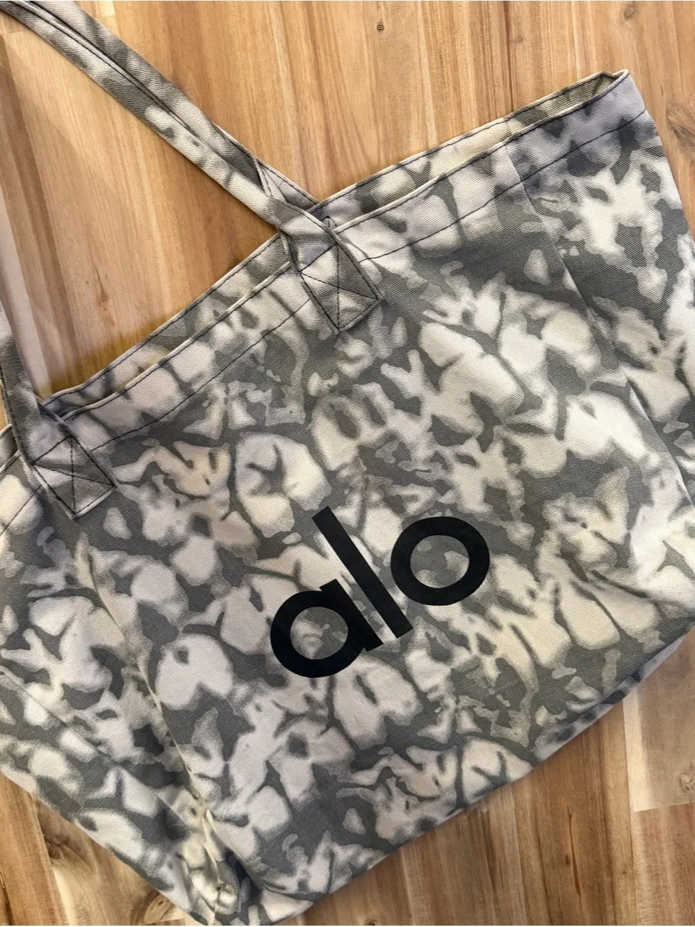 Alo Yoga Gray Tie-Dye Oversized Canvas Tote Bag